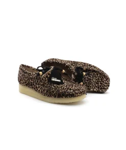Shop L'Empreinte Chaussures CLARKS WALLABEE leopard