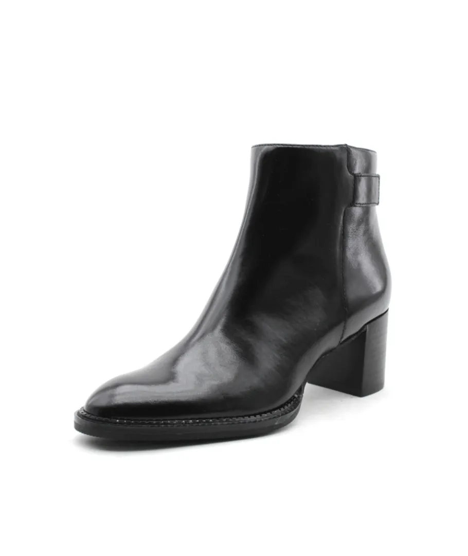 Shop L'Empreinte Chaussures FUGITIVE GILOU noir