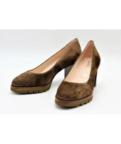 Shop L'Empreinte Chaussures GADEA 41126 TIPOX VELOURS kaki