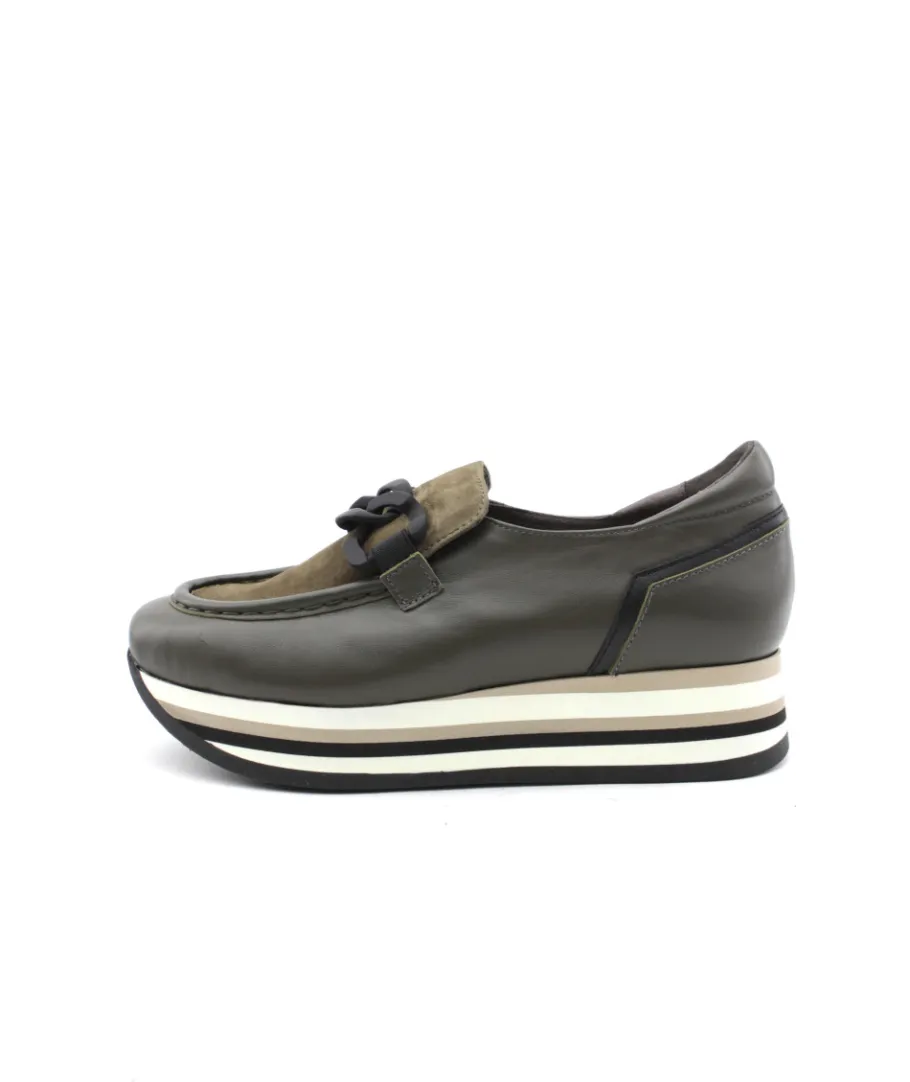 Shop L'Empreinte Chaussures SOFTWAVES 7.78.50/17 kaki