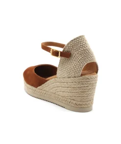Shop L'Empreinte Chaussures UNISA CACERES KS marron