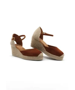 Shop L'Empreinte Chaussures UNISA CACERES KS marron